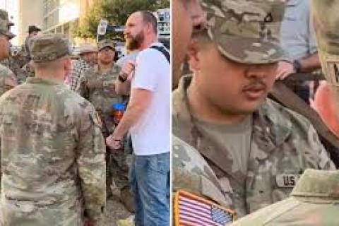 Militares ouvem o Evangelho e recebem oração de evangelista: “Eles têm fome de Deus”